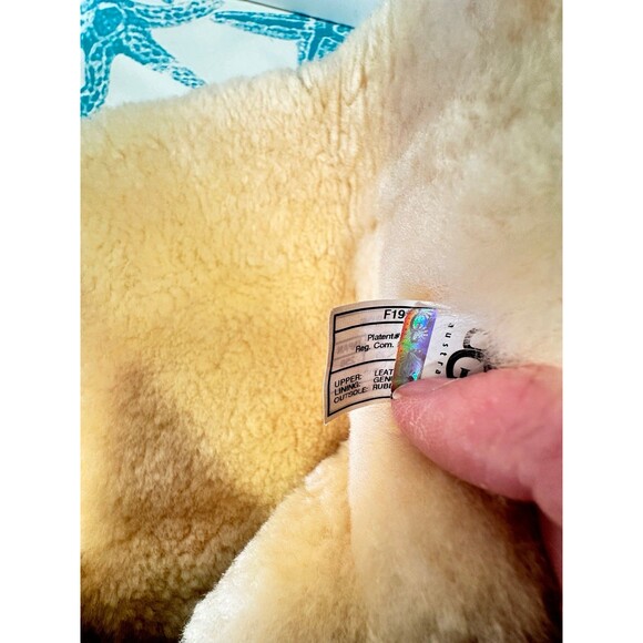 UGG Boots Size 8 - Picture 6 of 12